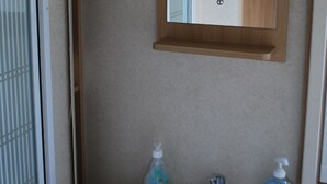 Standard Cottage, 2 Bedrooms | Bathroom - Nora Camping (Nora)