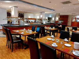 Daily buffet breakfast for a fee