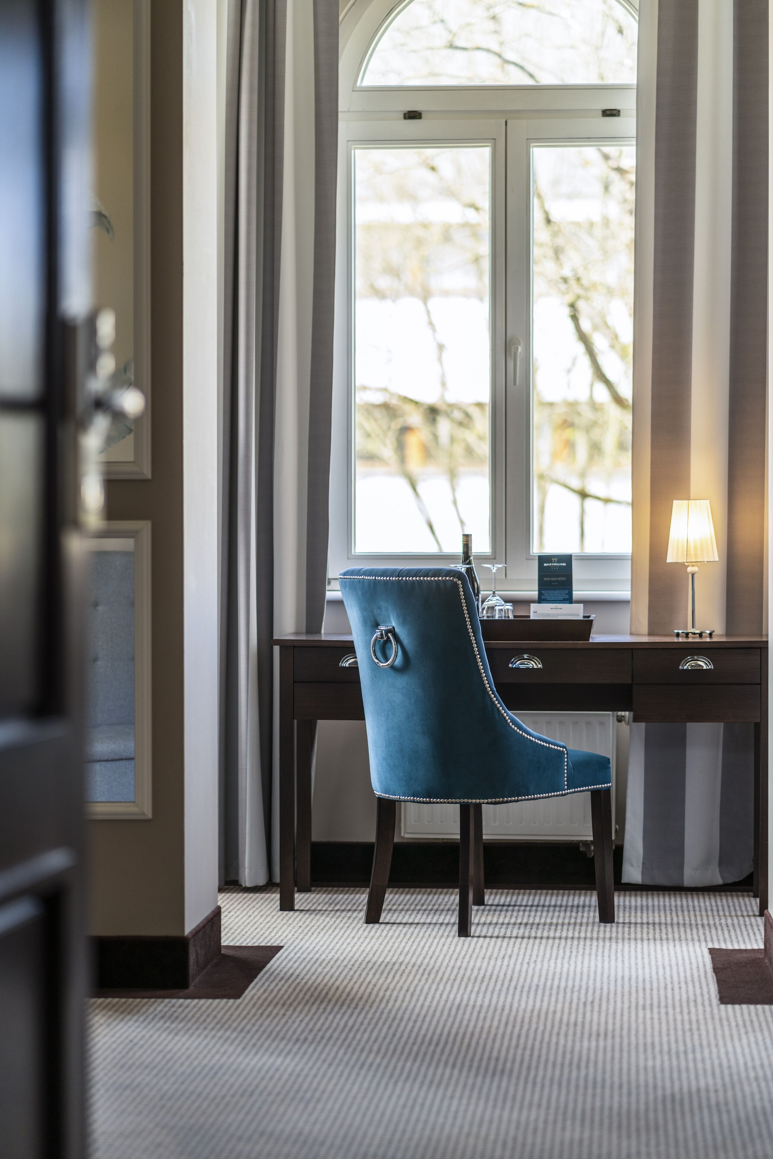 traditional apartment | minibar, desk, iron/ironing board, free wifi