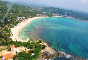 On the beach, scuba diving - Villa Watuna (Unawatuna)