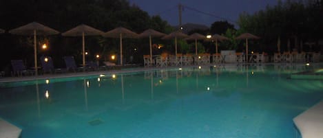 Piscina all'aperto