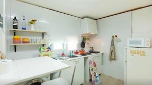 單棟房屋, 3 間臥室 | 私人廚房 | 雪櫃、微波爐、爐具、廚房用具/餐具/器皿