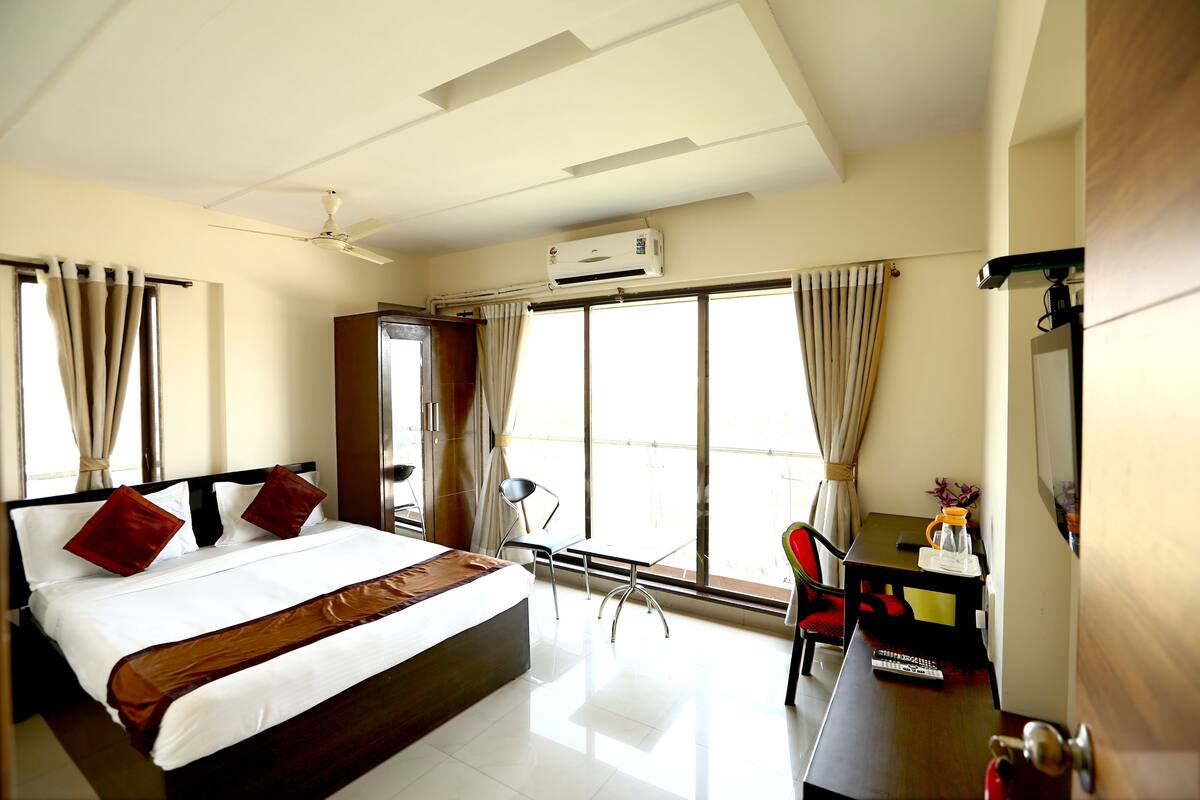1 bedroom, desk, iron/ironing board, free WiFi