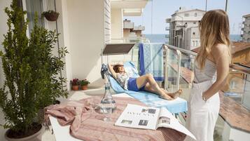 Monolocale Deluxe, balcone | Terrazza/patio