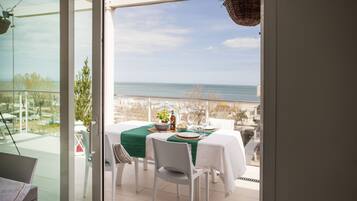 Family Penthouse, 2 Bedrooms, Terrace, Sea Facing | Terrace/patio