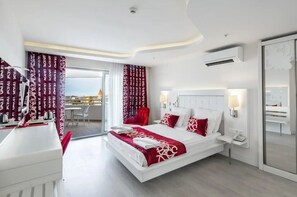 Minibar, desk, soundproofing, free WiFi - Laguna Beach Alya Resort & SPA - All Inclusive (Alanya)