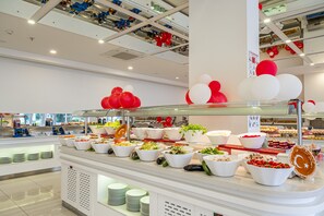 3 restaurants; breakfast, lunch and dinner served  - Laguna Beach Alya Resort & SPA - All Inclusive (Alanya)