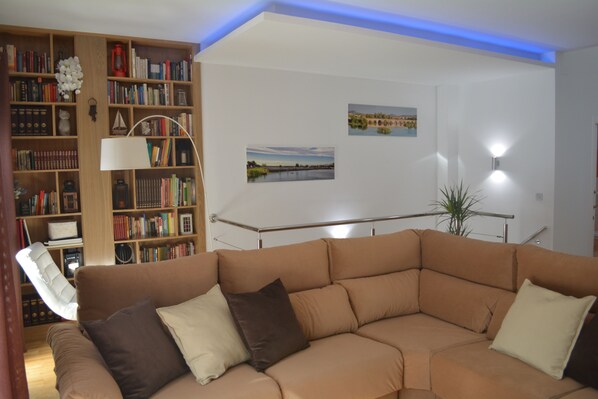 Family Apartment, Ensuite (Casa Museo) | Lounge