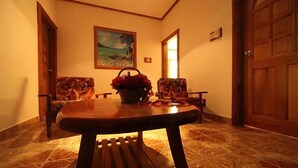 Unclassified image, 4 of 26, button - Omusee Guesthouse (Praslin Island)