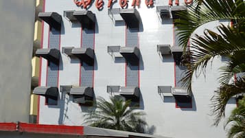 Fachada da propriedade