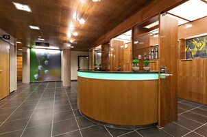 双人护理室、桑拿、热水浴缸、湿蒸房、身体护理、热石按摩