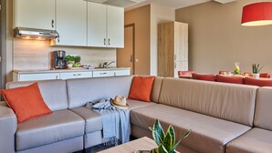Spacious Suite | 8p | 起居區