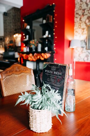 Restaurant - The Station Hotel (Nottingham)