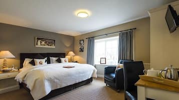 Superior-Zweibettzimmer, mit Bad | 1 Schlafzimmer