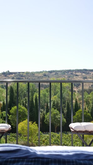 Standard Double Room, Balcony, Garden View | Blackout drapes, iron/ironing board, free WiFi, bed sheets - Hotel Boutique La PerlaBlanca by Bossh! Hotels (Ronda)