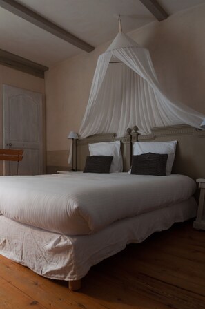 Chambre Double Deluxe | Literie de qualité supérieure, minibar, coffres-forts dans les chambres