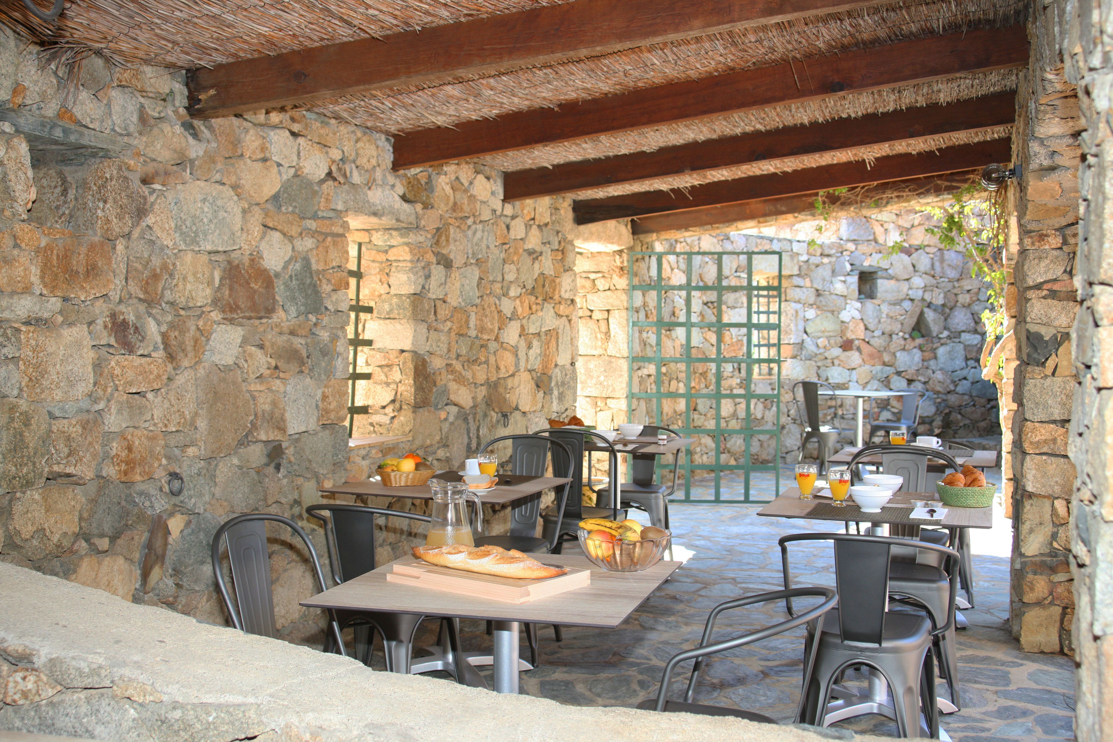 daily buffet breakfast (eur 14 per person)