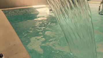 Private spa tub