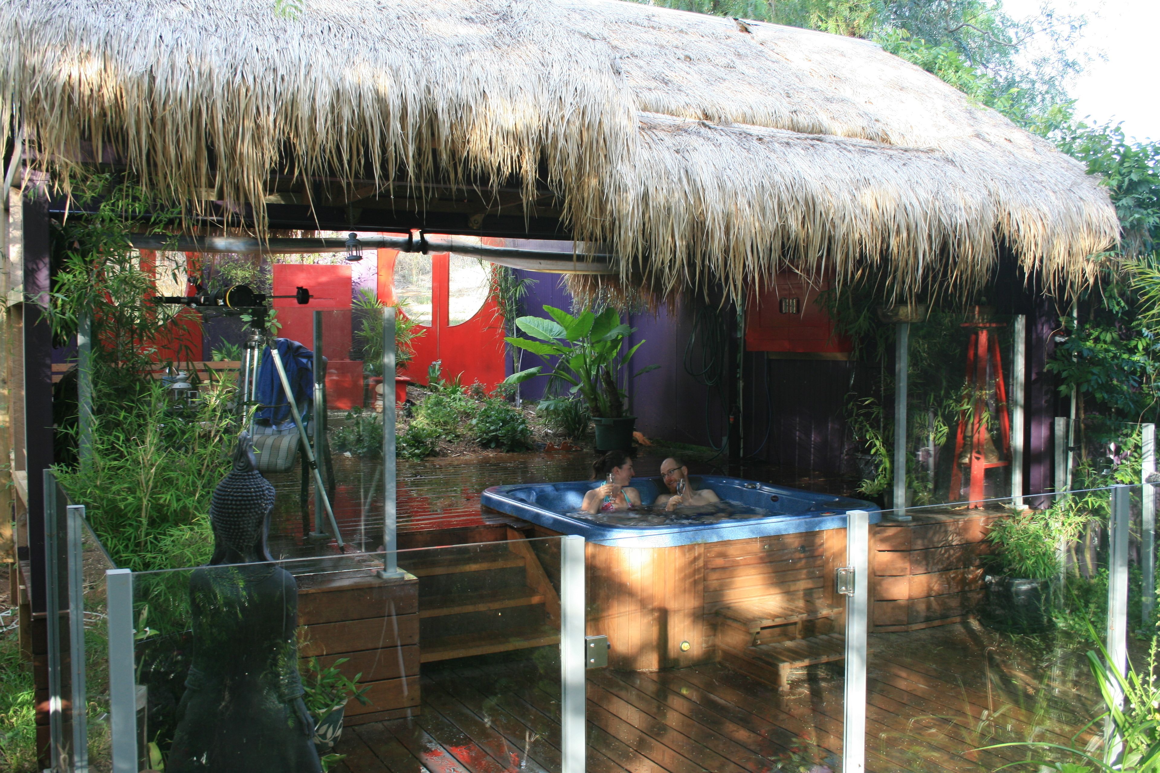 Outdoor spa tub