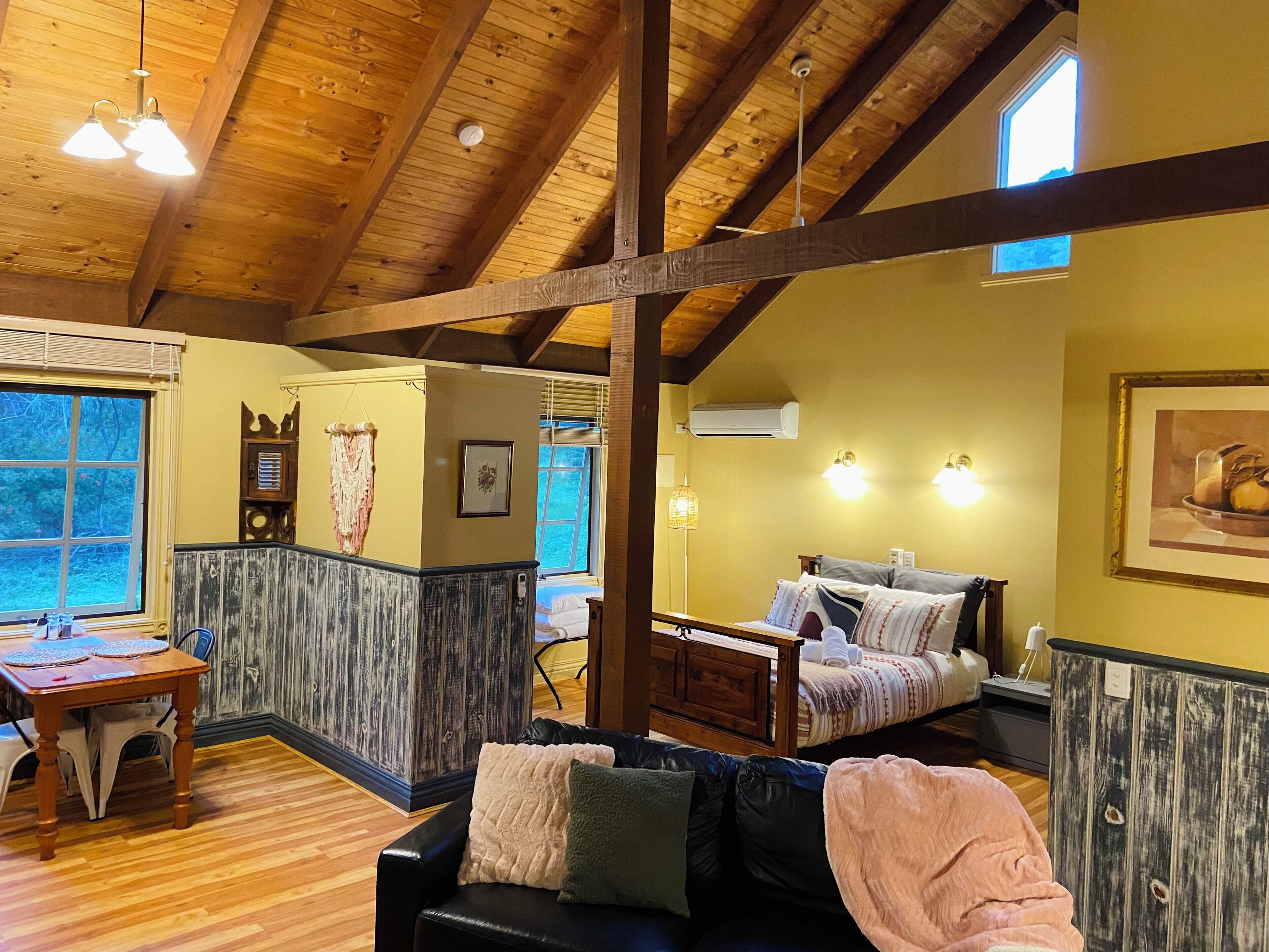 Cottage | Soundproofing, free WiFi, bed sheets