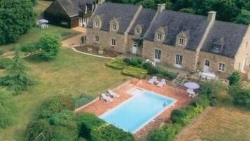 Piscine extérieure, piscine chauffée