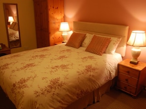 Chambre Double, salle de bains attenante (Shower)