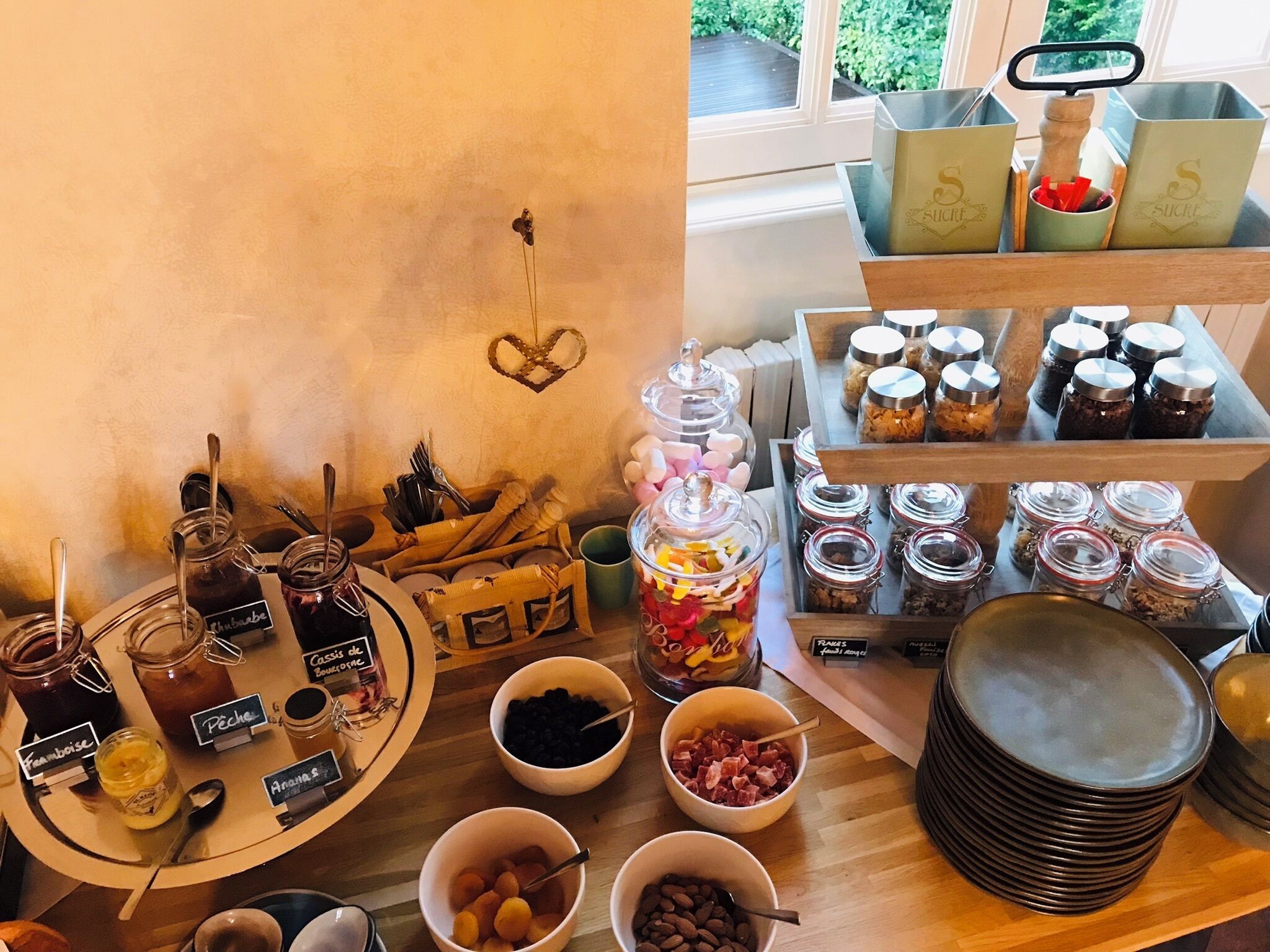 Free daily continental breakfast