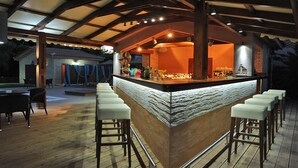 Poolside bar - Eleas Gi (Zakynthos)