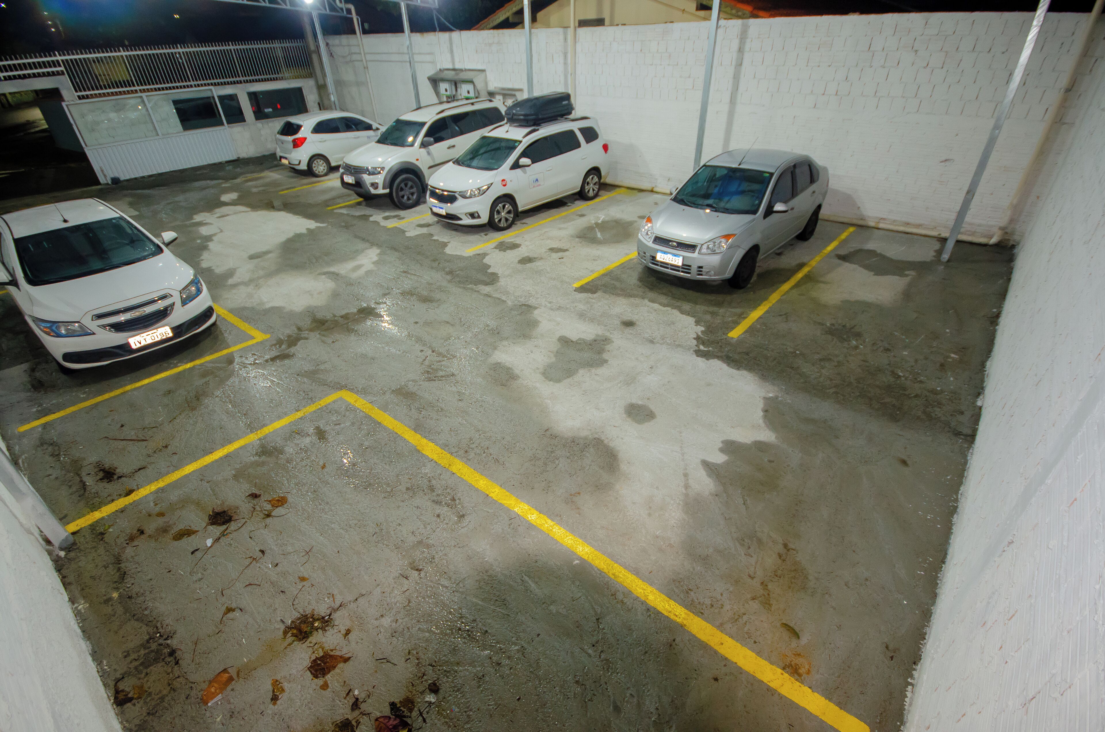 self-parking (surcharge) 20 per day