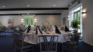 Lunch and dinner served, Scandinavian cuisine