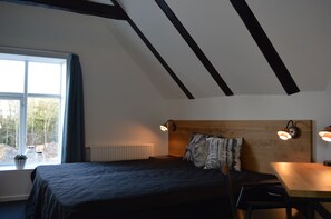 Double Room (OBS! Check in at Gerlev Kro, Bygaden 4, 3630 Jægerspris) | Desk, blackout drapes, soundproofing, iron/ironing board - Femhøj (Jægerspris)