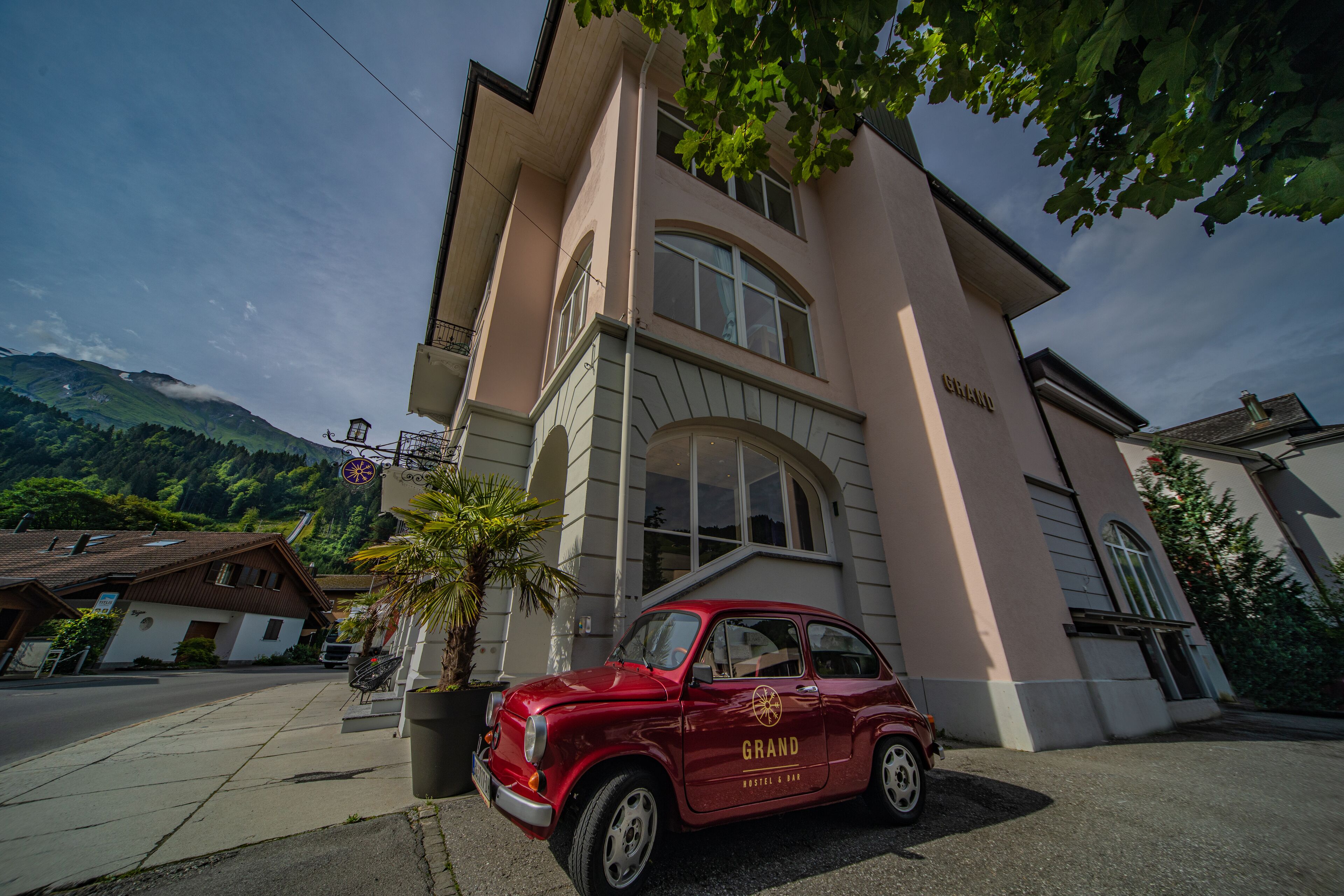 Foto - GRAND your home with common kitchens with self check-in