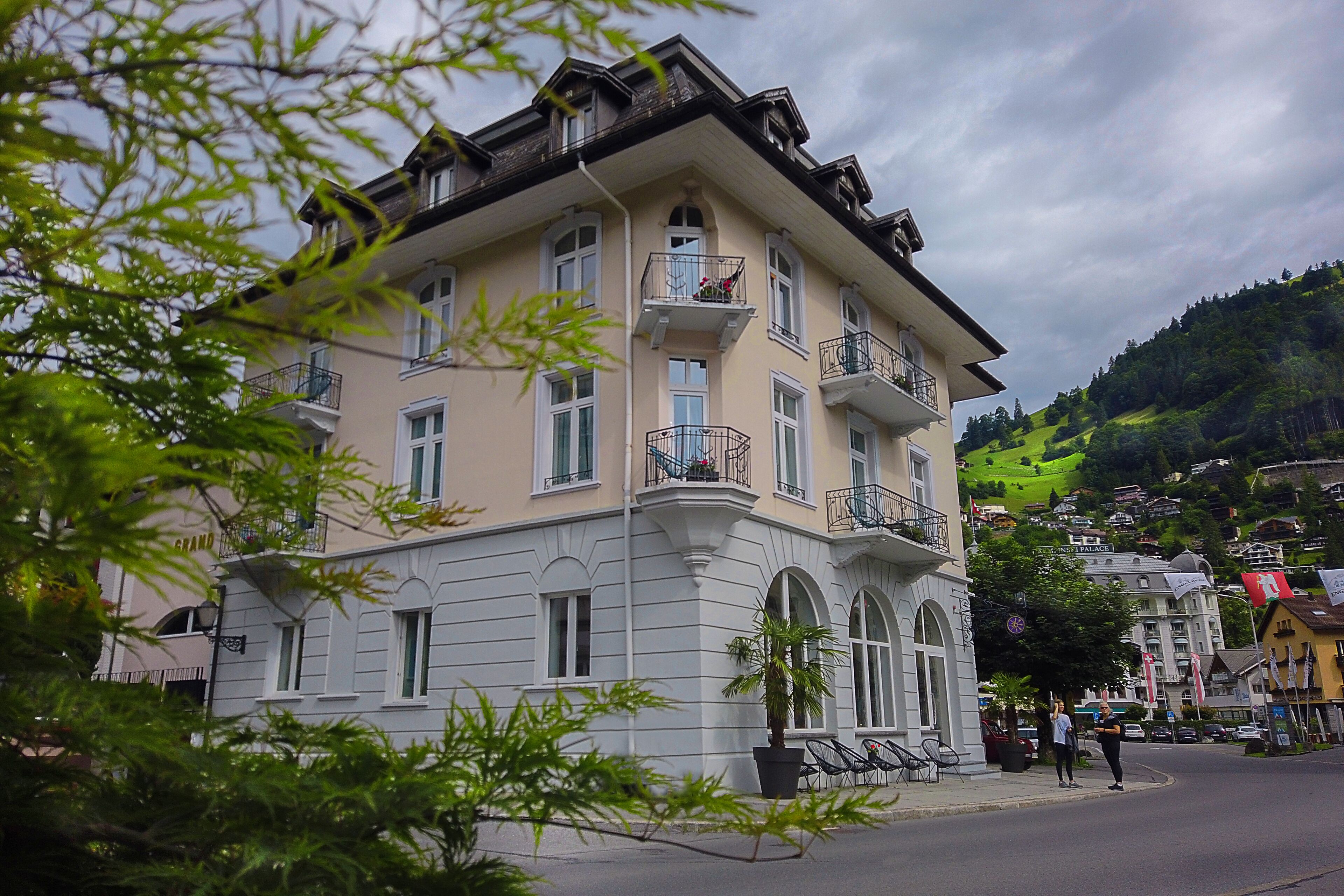 Foto - GRAND your home with common kitchens with self check-in