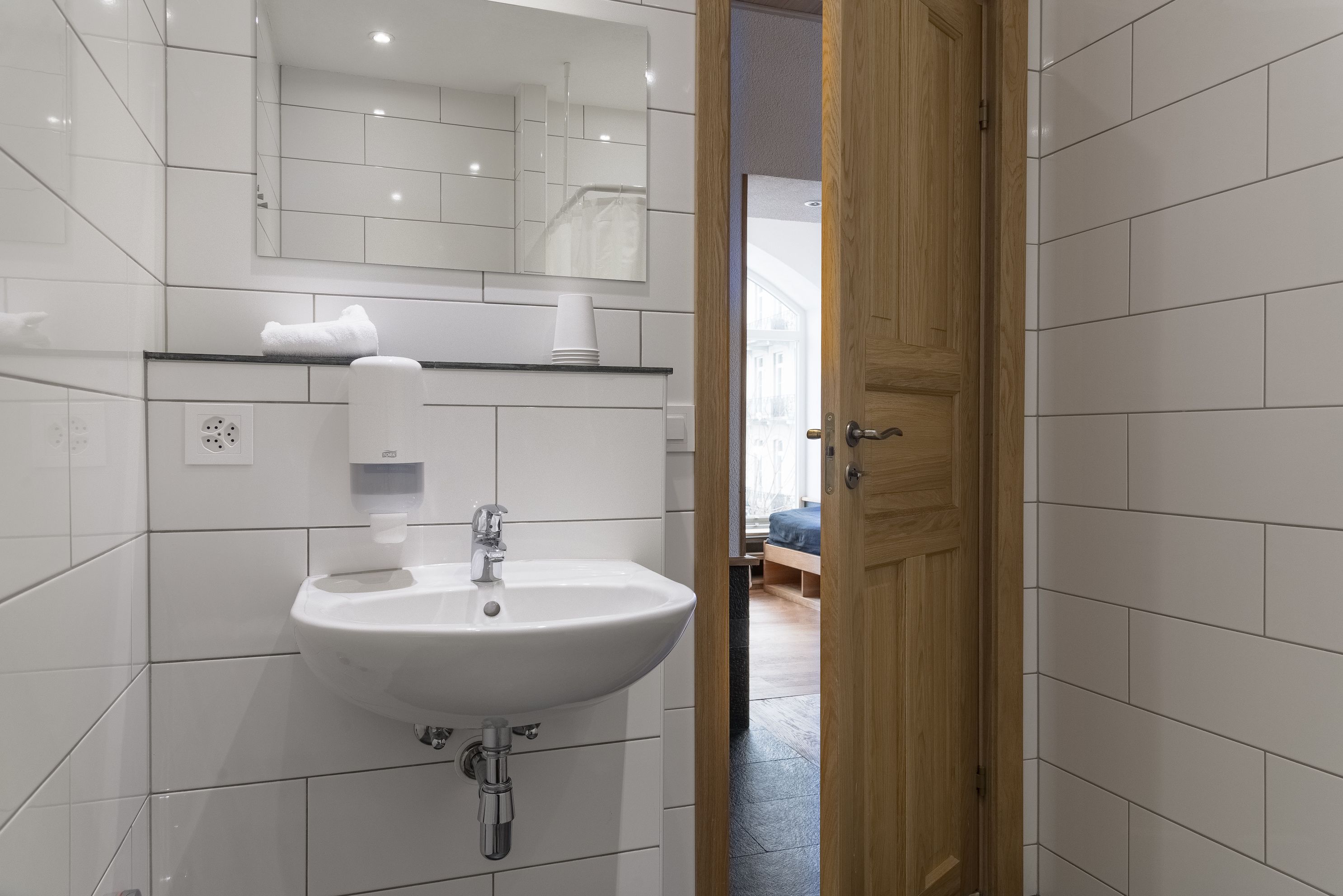 Foto - GRAND your home with common kitchens with self check-in