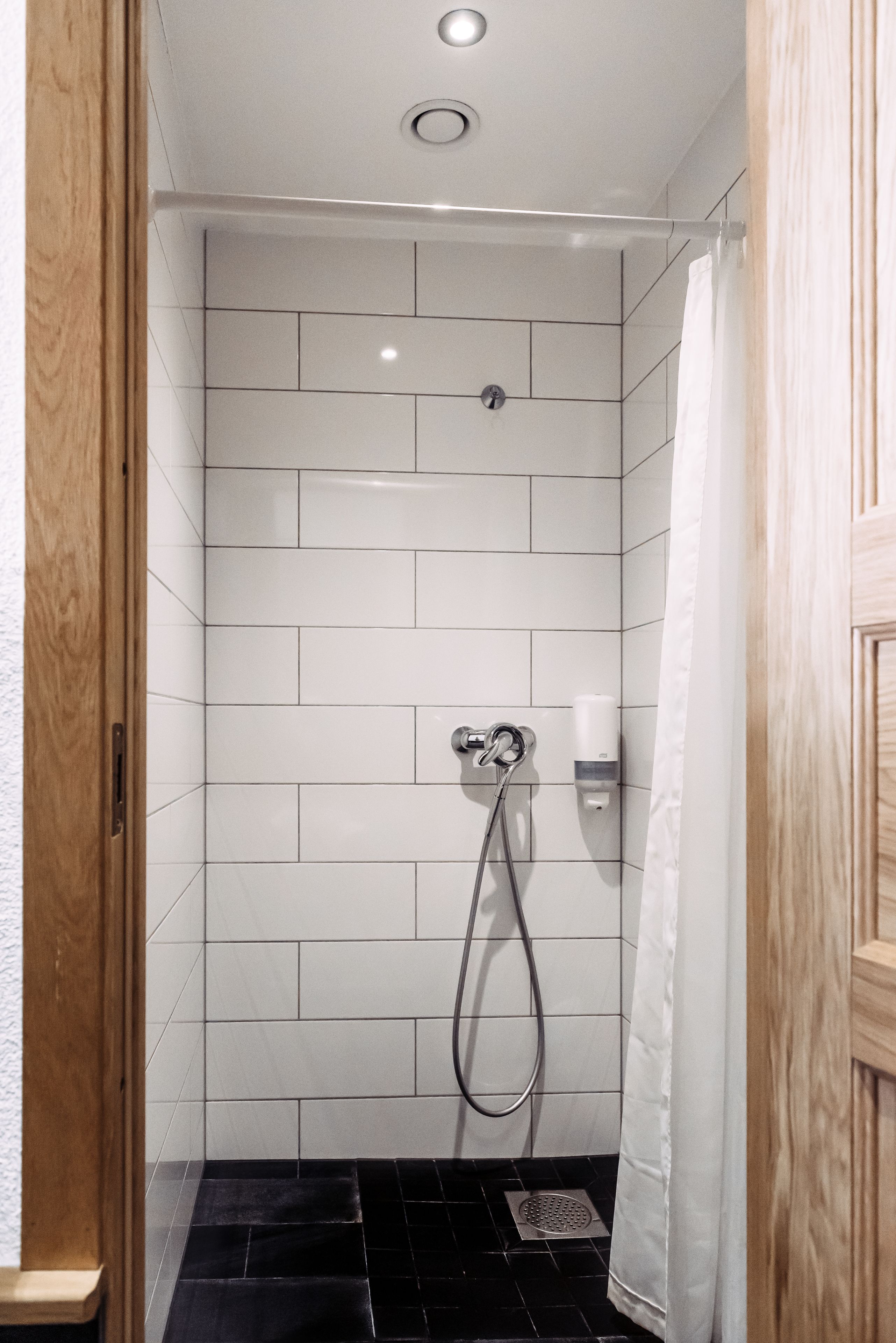 Foto - GRAND your home with common kitchens with self check-in