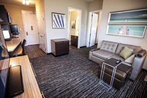 Suite, 1 chambre | Salle de séjour
