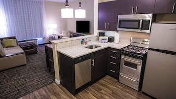 1 bedroom, in-room safe, desk, laptop workspace