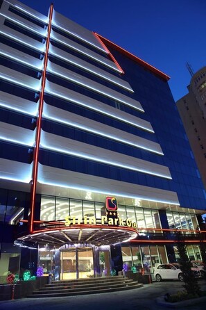 Front of property - Sirin Park Hotel (Adana)