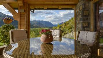 Superior Chalet | Premium bedding, minibar, in-room safe, desk