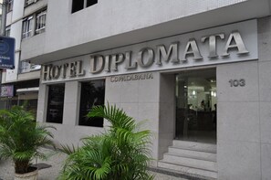 Minibar, desk, blackout drapes, free WiFi - Hotel Diplomata (Rio de Janeiro)