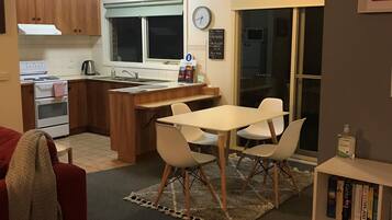 Holiday Home | Matservice på rummet