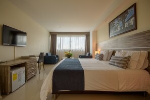 Premium bedding, minibar, desk, soundproofing - Hotel San Martin Popayan (Popayán)