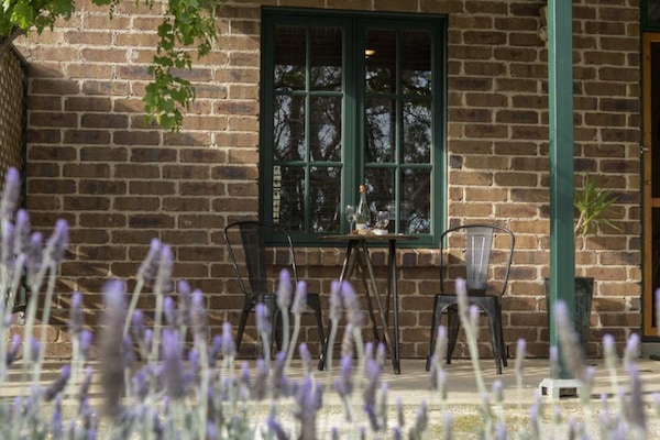 Classic Cottage | Terrace/patio