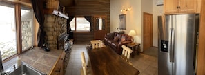 Cabane Luxe, 2 chambres, cuisine (Ponderosa) | Salle à manger