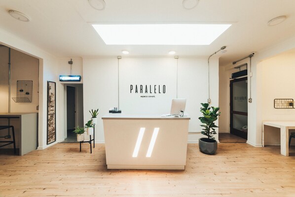 Business center - La Joya Hostel (Valparaiso)