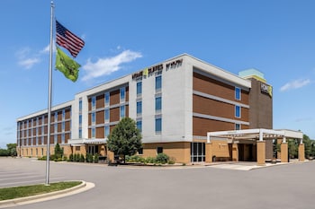 Home2 Suites by Hilton Milwaukee Brookfield