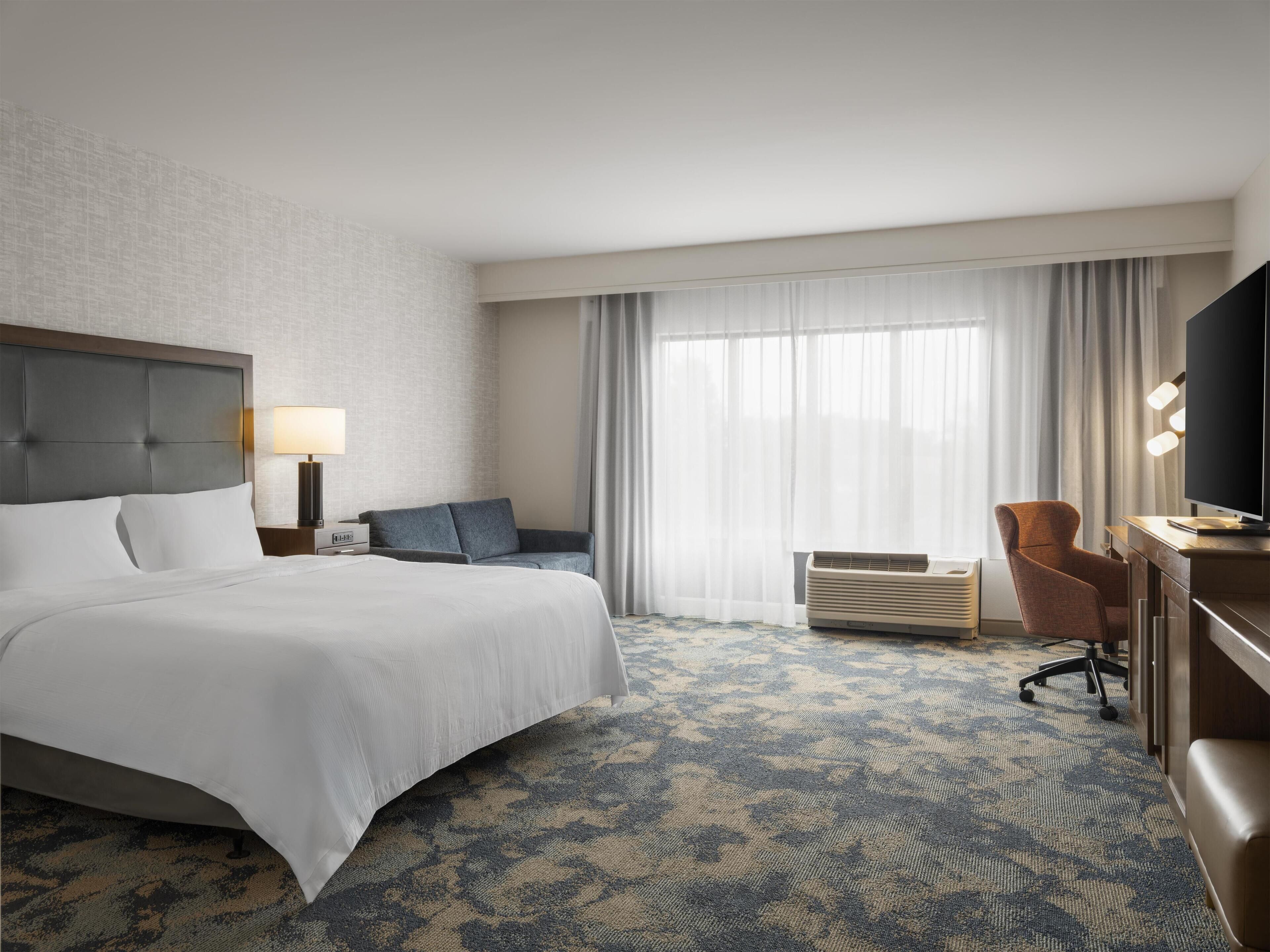 Zimmer, 1 King-Bett und Schlafsofa, barrierefrei, Nichtraucher
