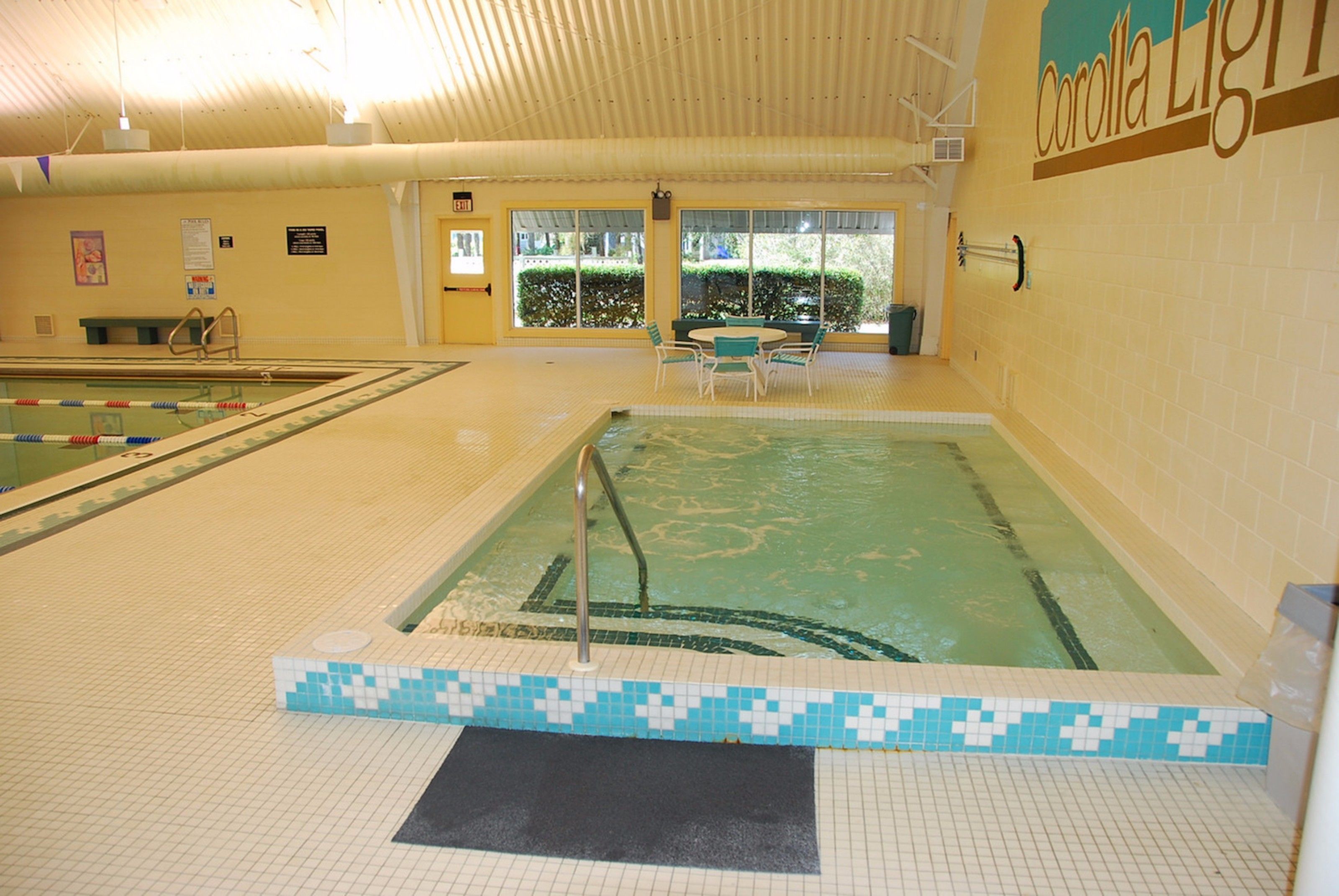 室内 SPA 浴缸