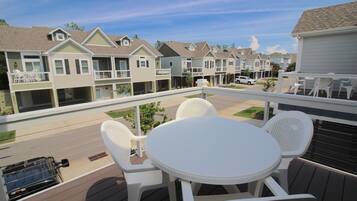 Townhome, 4 Bedrooms & 4 Bathrooms | Balcony