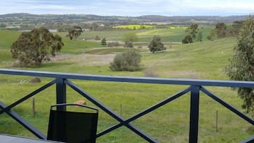 Country Cottage | Balcony